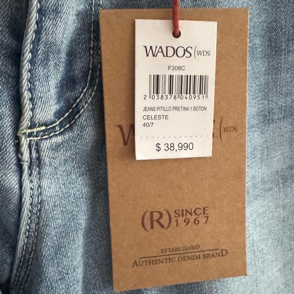 Skinny Blue Jeans with Distressed Look size 40/7